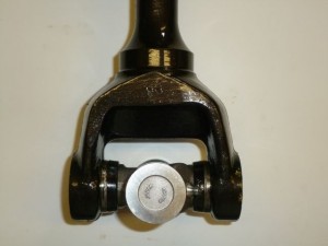 New universal joint on drive shaft